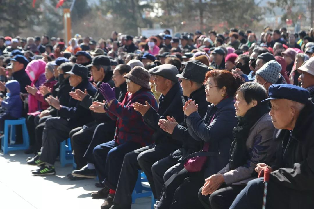  穆古鲁扎官方宣布败北新规，美国队引发争议！观众掌声雷动九游游戏中心官网入口